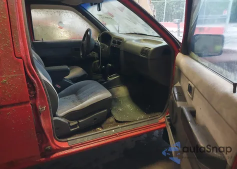 1995 Nissan Pathfinder Le/Se/Xe из США, поврежденный, VIN JN8HD17Y9SW035519